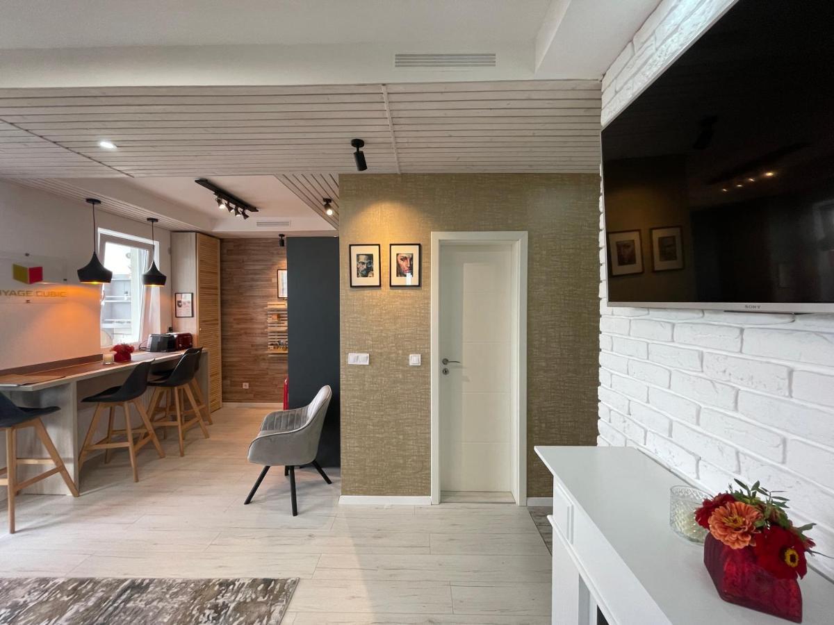 Ferienwohnung Voyage Cubic Adults Only Hermannstadt Exterior foto